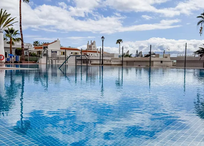 Urbanizacion Vilaflor Feriehus *